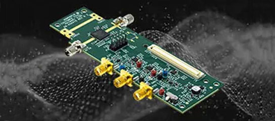 ADMV8818: Cyfrowo przestrajany filtr 2–18 GHz